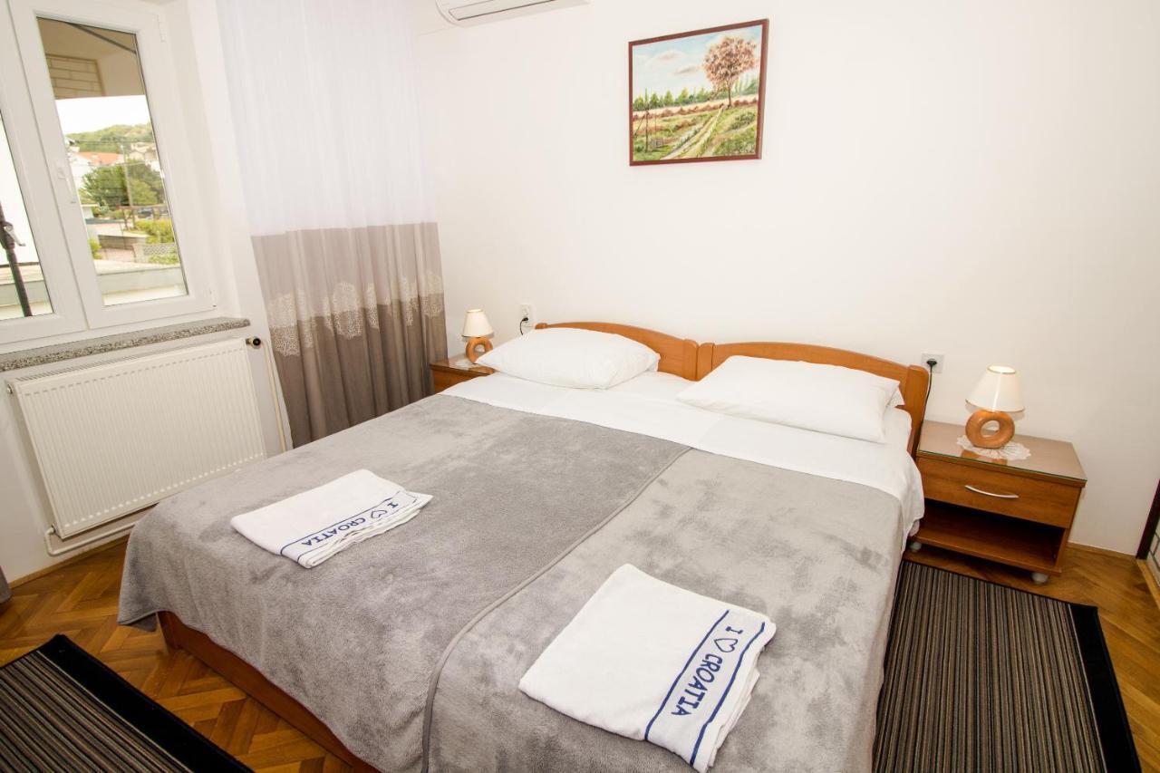 Rooms & Apartment Albina บัชกา ภายนอก รูปภาพ