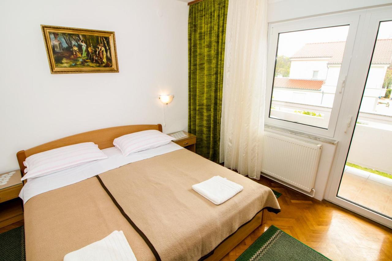 Rooms & Apartment Albina บัชกา ภายนอก รูปภาพ