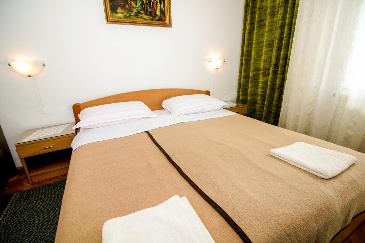 Rooms & Apartment Albina บัชกา ภายนอก รูปภาพ