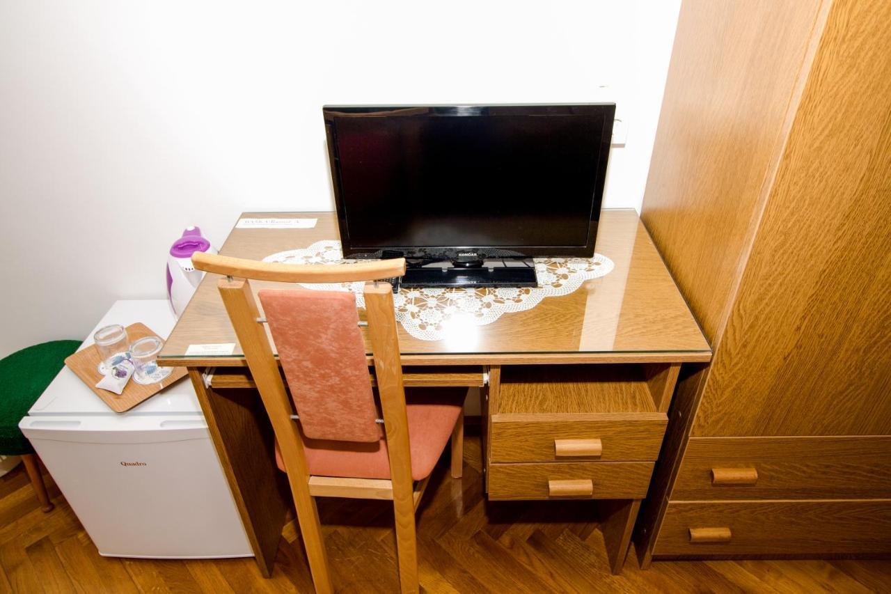 Rooms & Apartment Albina บัชกา ภายนอก รูปภาพ