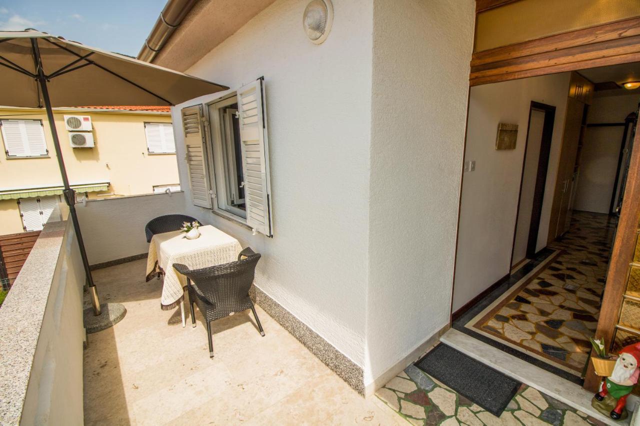 Rooms & Apartment Albina บัชกา ภายนอก รูปภาพ
